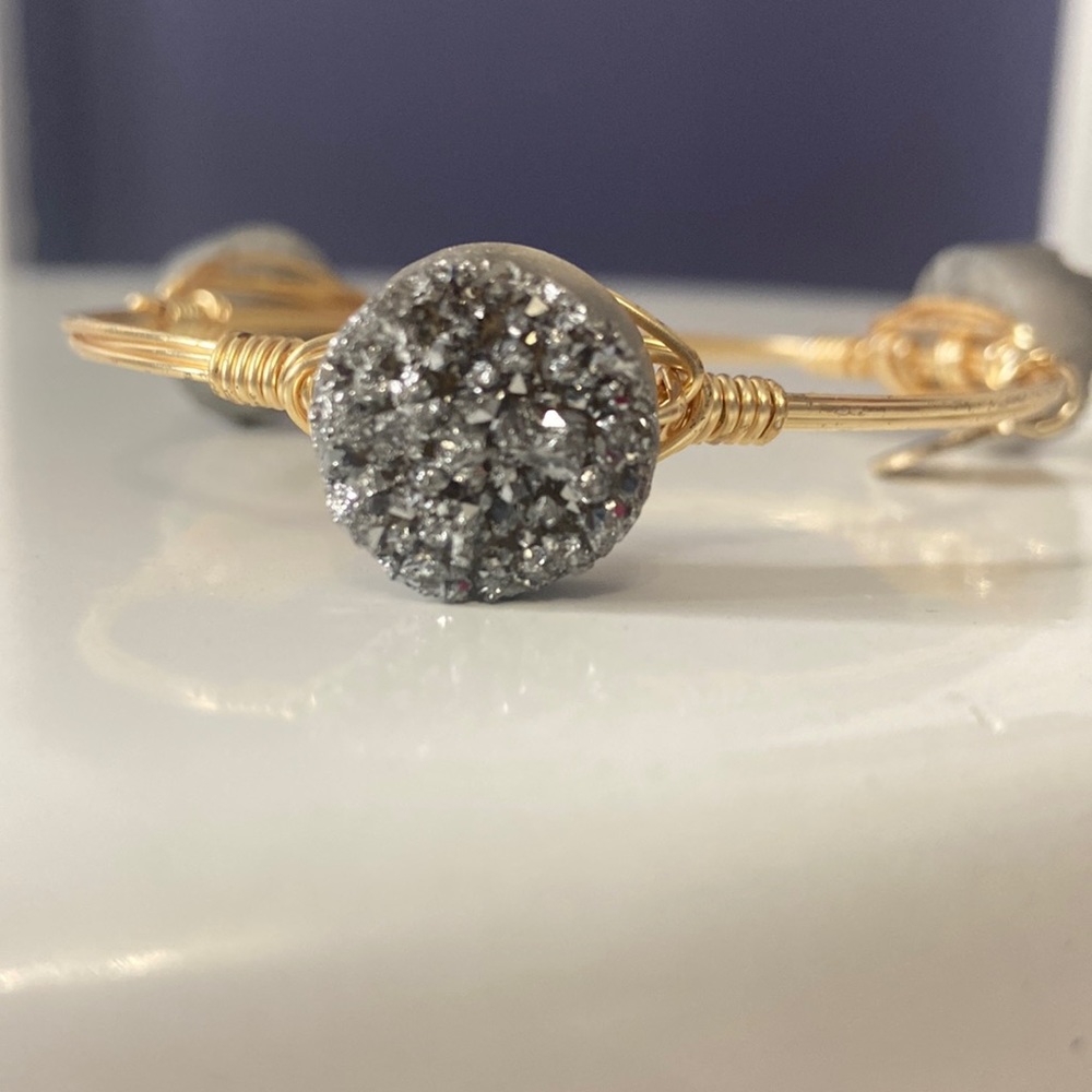 Bracelet - Picture 3 of 3